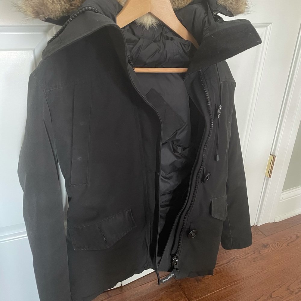 Canada goose jacket in size extra small